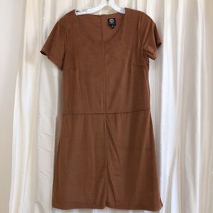 Bobeau faux suede shift dress. size Medium.